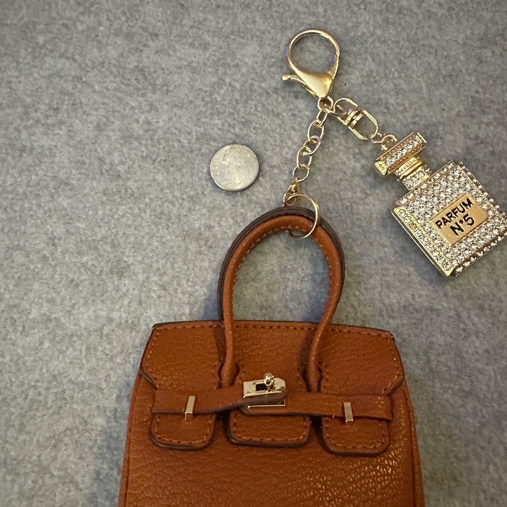 Bag Charm/Key Ring with Authentic Louis Vuitton Lock & Key - Picture 9 of 9